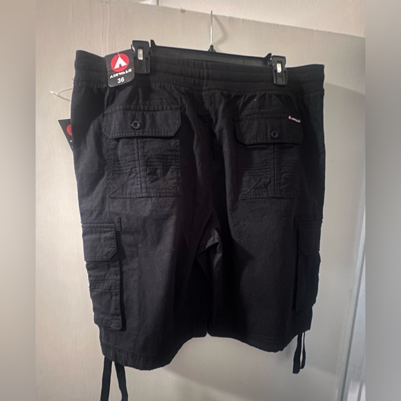 Airwalk cargo shorts - Picture 2 of 2